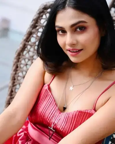 Call Girls Service in Hurda
